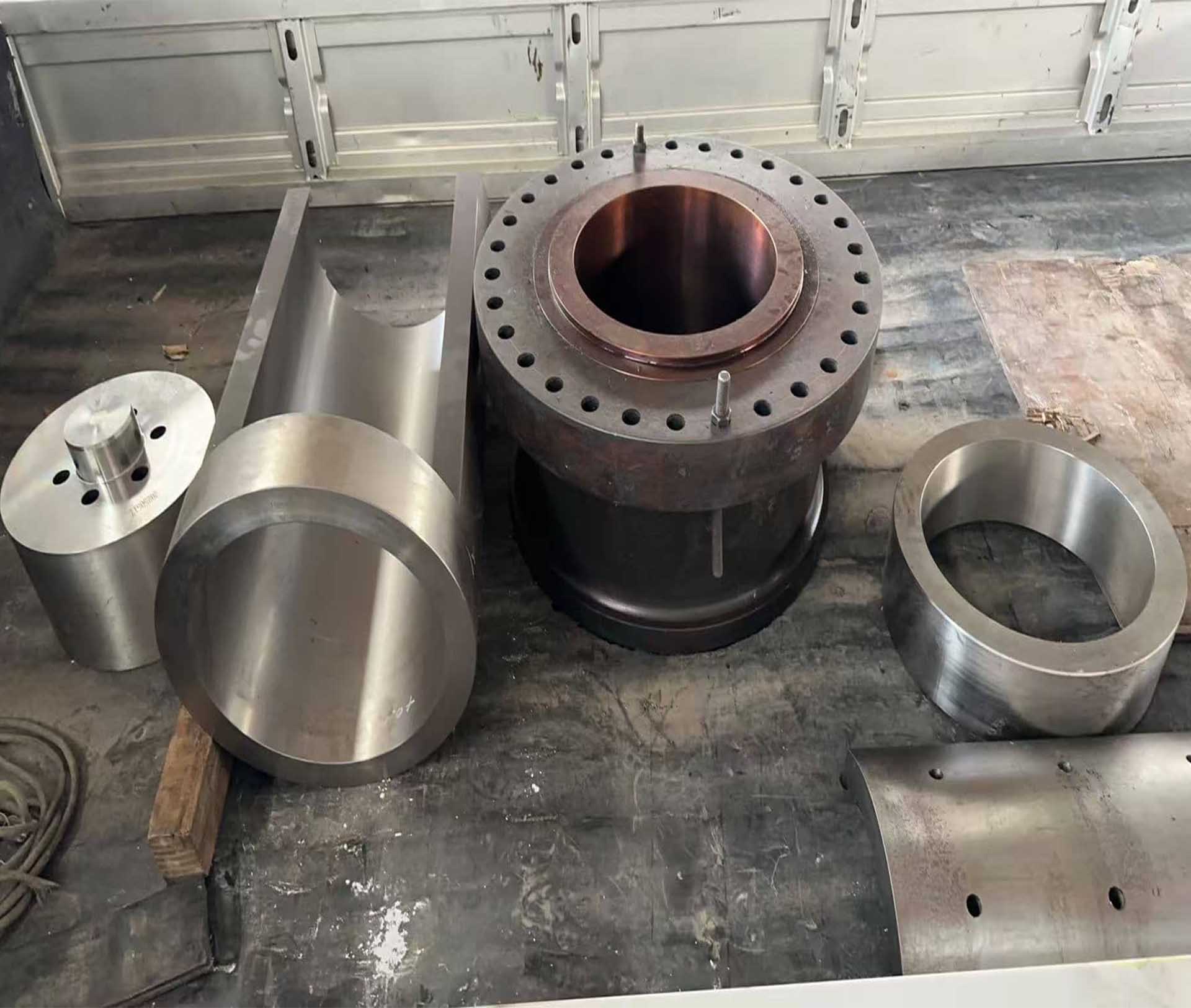 Detailed explanation of the internal mold of the scrap iron briquetting machine: the "core strength" of briquetting