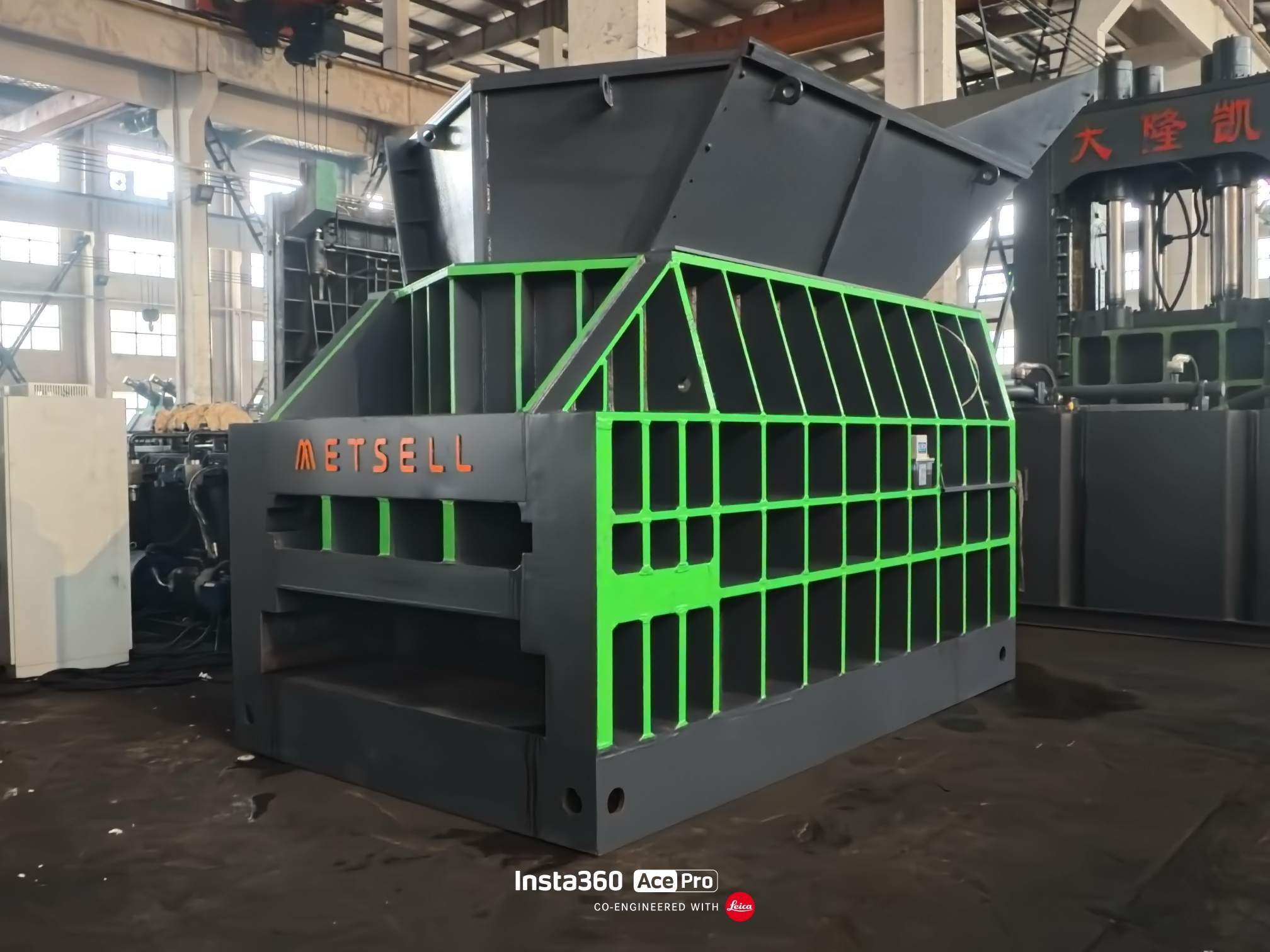 Quality Leads the Way! Bangladesh Clients Visit Factory for On-Site Inspection, Heavy-Duty Twin-Shaft Shredder Successfully Shipped
